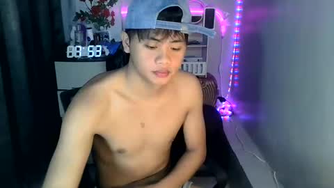 Snapshot of manhattan_men18 chatting on 03-12-25, 12:53 JM18 online show from 03-12-25, 12:53