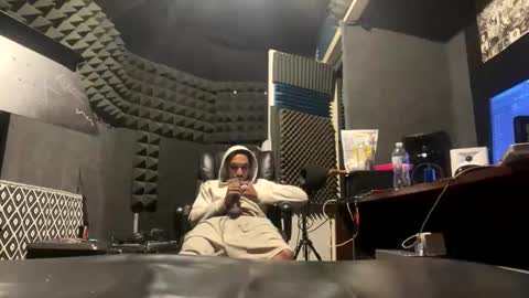 Mani4sexy online show from 12-17-25, 11:22