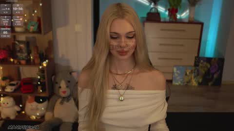 Amelie online show from 03-12-26, 11:11