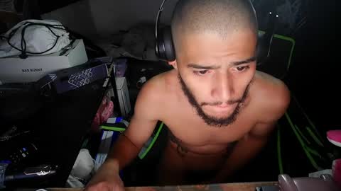 Snapshot of manmanoverthrf chatting on 07-17-26, 04:30 myballsforyou online show from 07-17-26, 04:30