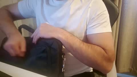 Snapshot of manoman35 chatting on 11-04-25, 10:36 manoman35 online show from 11-04-25, 10:36