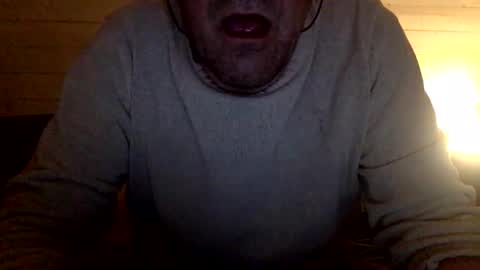 Snapshot of manpower2012 chatting on 02-08-26, 01:20 Manpo online show from 02-08-26, 01:20