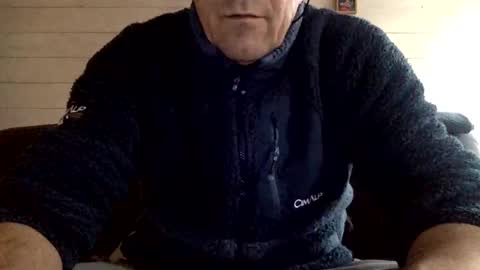 Snapshot of manpower2012 chatting on 02-12-26, 09:37 Manpo online show from 02-12-26, 09:37