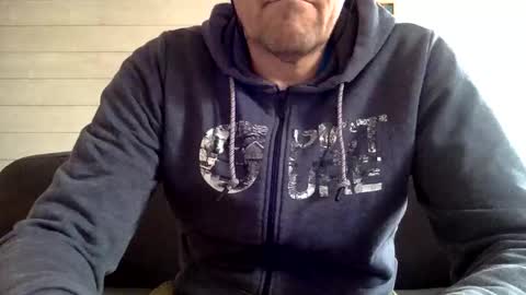 Snapshot of manpower2012 chatting on 02-22-26, 01:31 Manpo online show from 02-22-26, 01:31