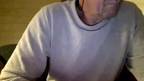 Snapshot of manpower2012 chatting on 02-24-26, 10:52 Manpo online show from 02-24-26, 10:52