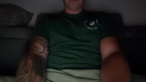 Snapshot of manu231290 chatting on 06-06-26, 09:41 manu231290 online show from 06-06-26, 09:41
