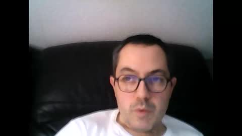 Snapshot of manu5933 chatting on 02-11-25, 12:58 manu5933 online show from 02-11-25, 12:58