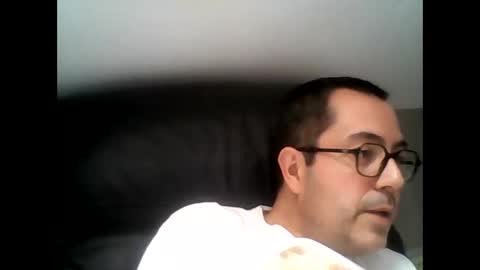 Snapshot of manu5933 chatting on 09-10-25, 11:32 manu5933 online show from 09-10-25, 11:32