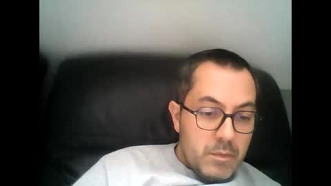 Snapshot of manu5933 chatting on 09-23-25, 12:30 manu5933 online show from 09-23-25, 12:30