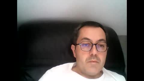 Snapshot of manu5933 chatting on 10-17-25, 12:41 manu5933 online show from 10-17-25, 12:41