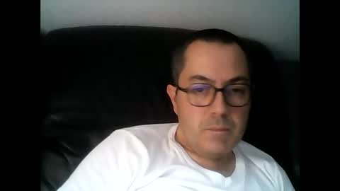 manu5933 online show from 11-19-25, 02:39