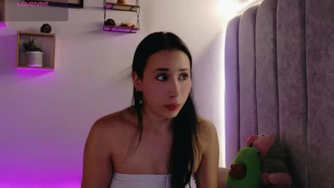 Manu  online show from 04-09-26, 06:35