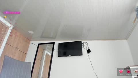 manucute 23  online show from 12-19-24, 05:40