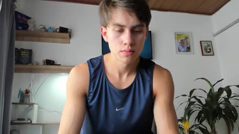 manucute 23  online show from 02-11-26, 04:23