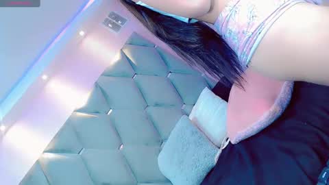 Snapshot of manuela_kingsley chatting on 12-17-24, 02:44 Manuela Kingsley online show from 12-17-24, 02:44