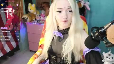 Snapshot of manuela_unicorn chatting on 01-18-25, 03:31 Manuela online show from 01-18-25, 03:31