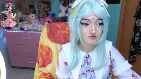 Manuela online show from 03-12-26, 08:48