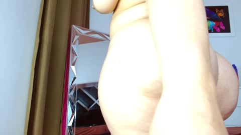 Snapshot of manuelacox chatting on 01-30-25, 08:31 Manuela online show from 01-30-25, 08:31