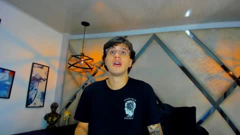 Manuel online show from 04-02-26, 04:32