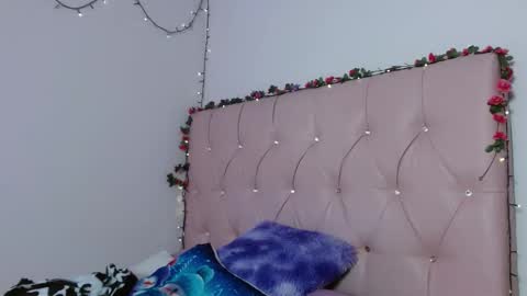 Manu  online show from 12-15-25, 09:19