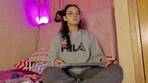 Snapshot of manumeow_ chatting on 07-15-26, 11:54 Manu online show from 07-15-26, 11:54