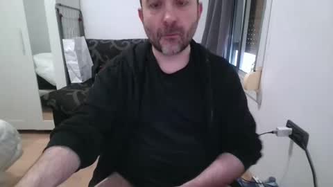 Snapshot of manuserita chatting on 05-21-26, 05:09 manuserita online show from 05-21-26, 05:09