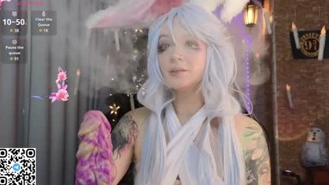 Snapshot of mao_me_meow chatting on 01-03-25, 08:10 Sasha online show from 01-03-25, 08:10