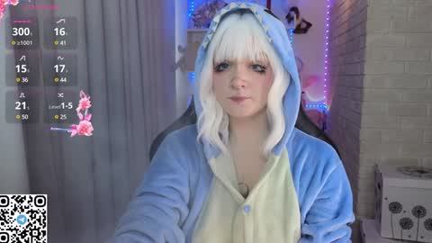 Snapshot of mao_me_meow chatting on 01-10-25, 07:57 Sasha online show from 01-10-25, 07:57