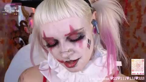 Snapshot of mao_me_meow chatting on 10-31-25, 08:26 Sasha online show from 10-31-25, 08:26