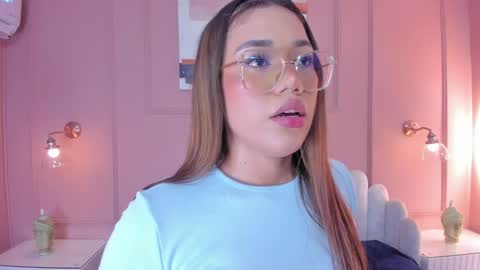 Snapshot of mara_brooks chatting on 12-29-24, 06:38 Mara online show from 12-29-24, 06:38