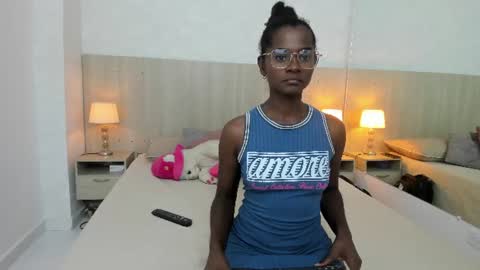 Mara Sinclair online show from 06-26-26, 07:29