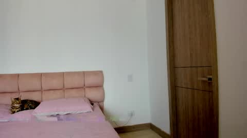 mara modelo independiente online show from 05-10-26, 06:46