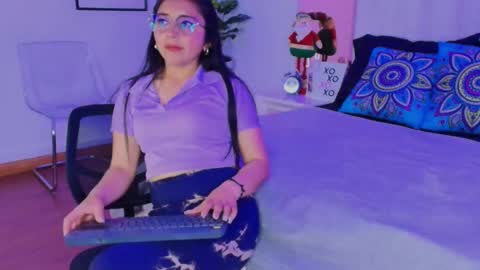 Mara online show from 12-17-25, 08:26