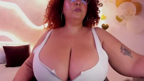 Snapshot of maraasweet chatting on 07-03-26, 01:01 Mrs. Sweet online show from 07-03-26, 01:01