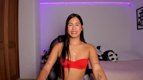 Snapshot of maragirl chatting on 11-27-25, 11:07 Mara online show from 11-27-25, 11:07