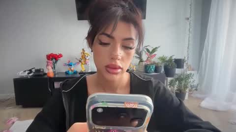 Marakuia online show from 03-15-26, 08:53