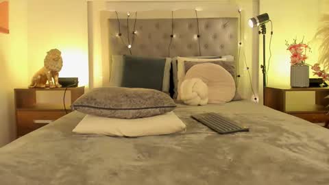 Mara online show from 03-28-26, 04:45