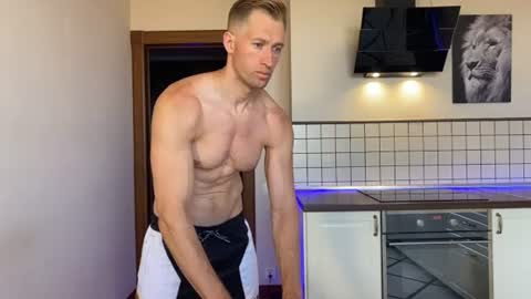 Snapshot of marc105100 chatting on 06-28-26, 05:35 alex marvelxx online show from 06-28-26, 05:35