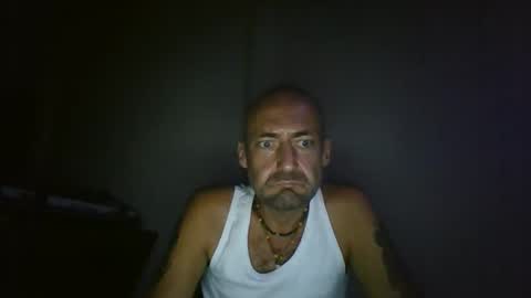 Snapshot of marc_cereza chatting on 10-19-25, 06:36 marc_cereza online show from 10-19-25, 06:36
