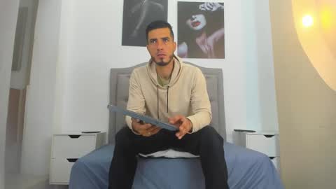 Marc Ruffalo online show from 03-03-26, 10:54