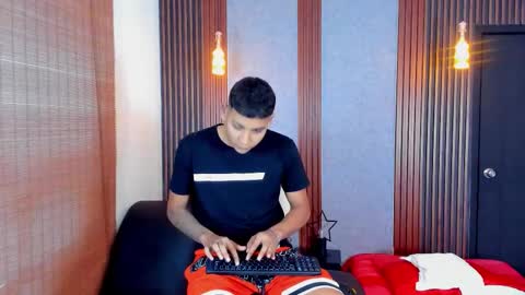 Snapshot of marc_scott_ chatting on 02-27-26, 05:07 Marc online show from 02-27-26, 05:07