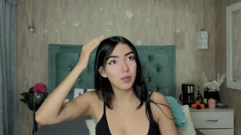 Snapshot of marcelaa_fox chatting on 06-05-26, 09:09 Marcela online show from 06-05-26, 09:09