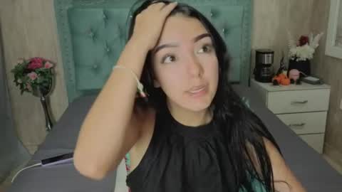 Snapshot of marcelaa_fox chatting on 07-01-26, 08:30 Marcela online show from 07-01-26, 08:30
