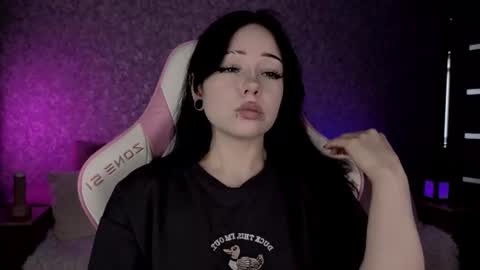Snapshot of marceline_red chatting on 07-15-26, 11:48 Lady Marceline online show from 07-15-26, 11:48