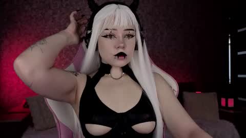 Snapshot of marceline_red chatting on 08-04-26, 09:34 Lady Marceline online show from 08-04-26, 09:34