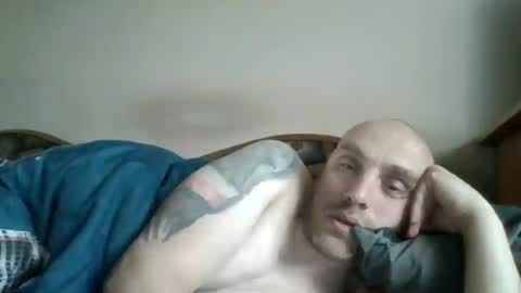 Snapshot of marcin3834 chatting on 06-19-26, 05:01 Martin Banas online show from 06-19-26, 05:01