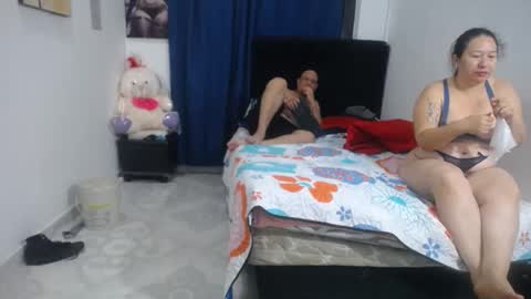 Snapshot of marckandjossi1 chatting on 05-11-26, 03:45 marckandjossi1 online show from 05-11-26, 03:45