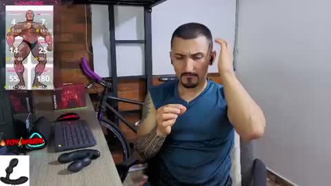 Marck  Independent model  online show from 07-07-26, 12:13