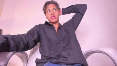 Snapshot of marco_deluxe chatting on 04-25-26, 11:57 marco_deluxe online show from 04-25-26, 11:57
