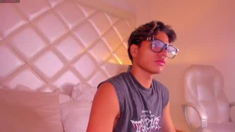 Snapshot of marco_deluxe chatting on 05-29-26, 11:41 marco_deluxe online show from 05-29-26, 11:41